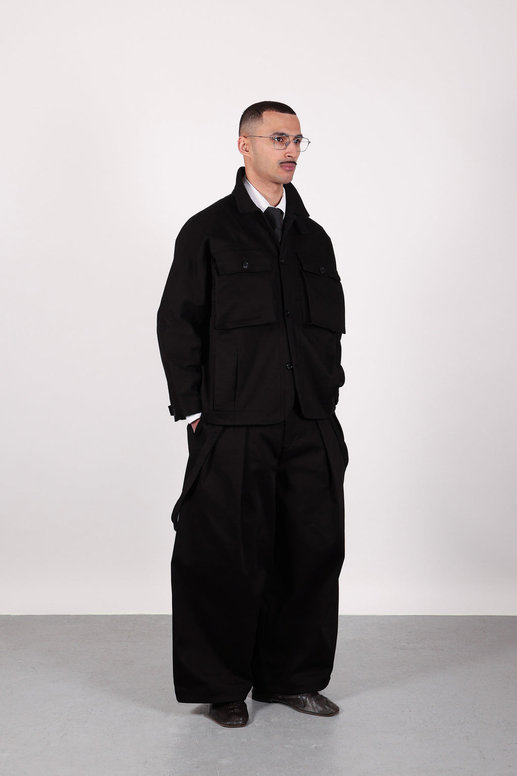 MULTIPLE POCKET JACKET | Black cotton