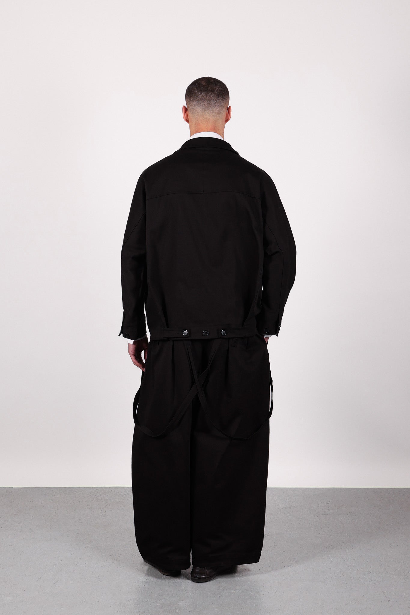MULTIPLE POCKET JACKET | Black cotton